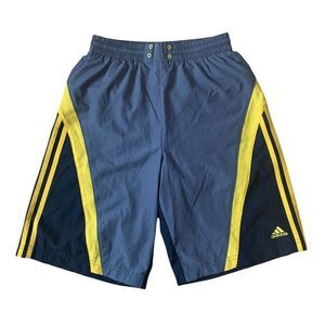 Adidas Youth Shorts Size Large